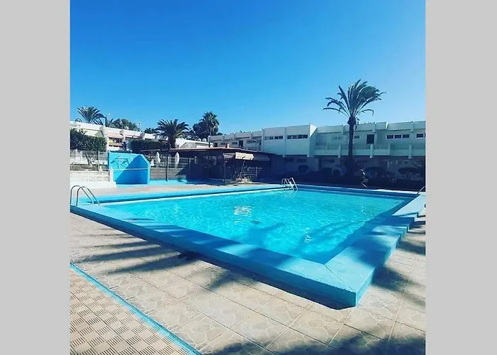 Tropical Garden View With Pool Apartmán *