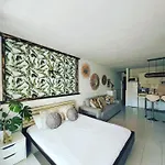 Tropical Garden View With Pool アパート コスタ・デル・シレンチオ