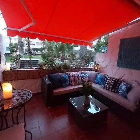 Tropical Garden View With Pool Apartamento