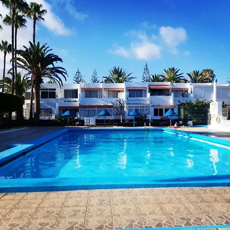 Tropical Garden View With Pool Apartamento *
